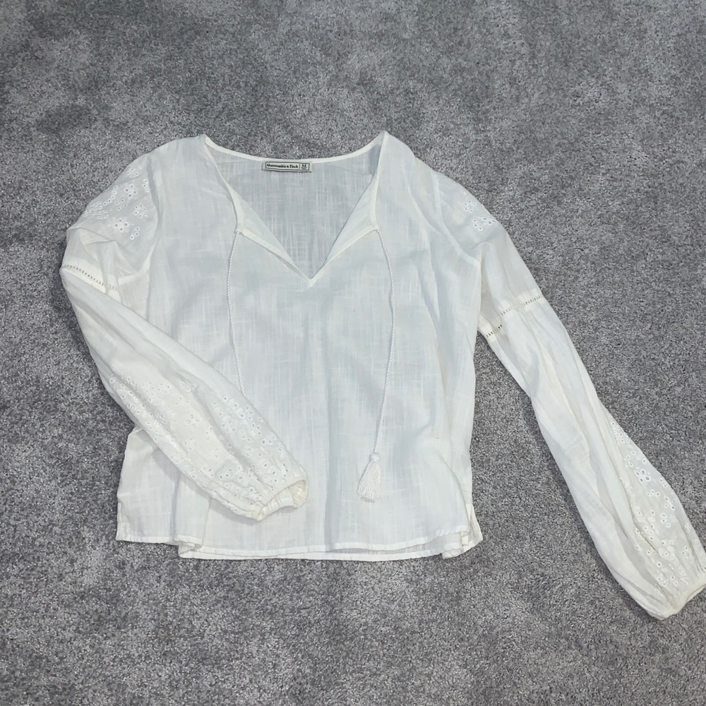 Abercrombie & Fitch white long sleeve shirt